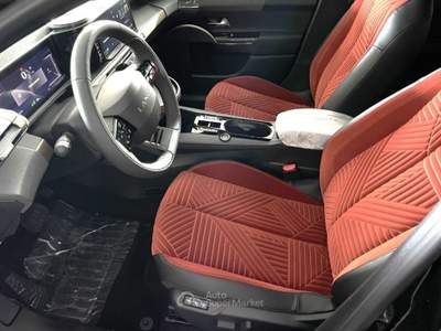 Lancia Ypsilon 1.2 Hybrid 100 CV e-DCT LX KM0 MY25 Nero usata Alcamo