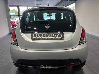 Lancia Ypsilon 1.2 69 CV 5 porte Platinum Ecochic GPL Argento usata Atena lucana