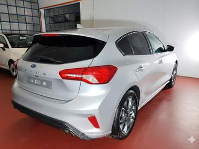 Ford Focus 1.0 EcoBoost 125cv 5p ST-Line + Navi + Led Argento usata Torino