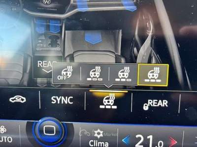 Volkswagen Touareg 3.0 V6 tdi Elegance 286cv tiptronic Bianco usata Cavezzo