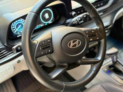 Hyundai i20 48V DCT Prime Blu/Azzurro usata Bari