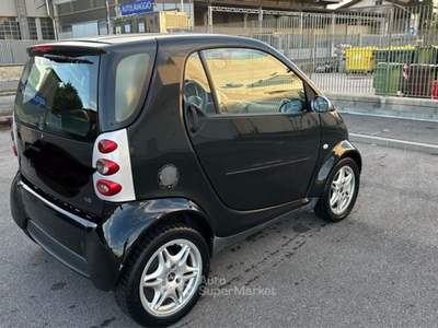 Smart ForTwo auto per neo patentati Nero usata Tradate