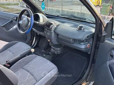 Smart ForTwo auto per neo patentati Nero usata Tradate