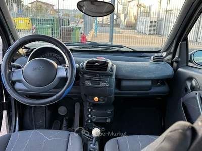 Smart ForTwo auto per neo patentati Nero usata Tradate