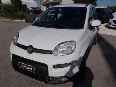 Fiat Panda  Cross 1.3 MJT 95 CV S&S 4x4 Bianco usata Montecassiano
