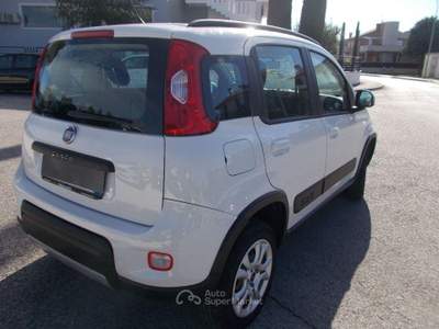 Fiat Panda  Cross 1.3 MJT 95 CV S&S 4x4 Bianco usata Montecassiano