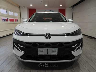 Volkswagen T-Roc VOLKSWAGEN NEW T-ROC 1.5 ETSI 115CV ACT LIFE DSG Giallo usata Grumello del Monte