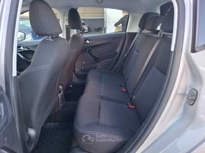 Peugeot 208 5 porte Allure - 2015 Grigio usata ANDRIA