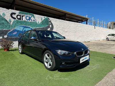 BMW Serie 3 316d BMW 316 D BUSINESS AUTO Blu/Azzurro usata Bari