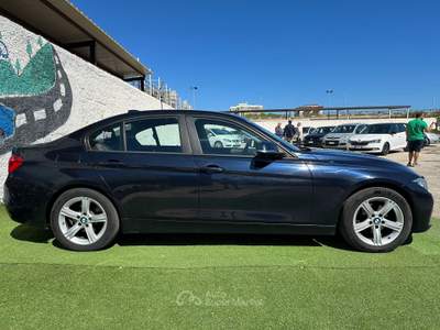 BMW Serie 3 316d BMW 316 D BUSINESS AUTO Blu/Azzurro usata Bari