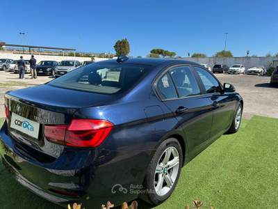 BMW Serie 3 316d BMW 316 D BUSINESS AUTO Blu/Azzurro usata Bari