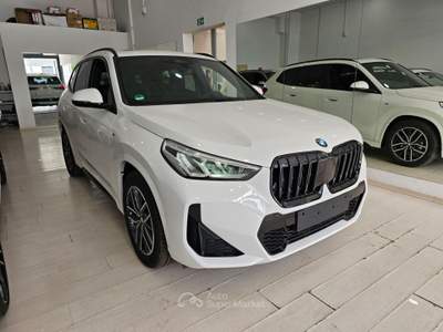 BMW X1 20d xDrive MSport Tetto Navi C.18" Cam M-Sport Nav Bianco usata Campi Bisenzio