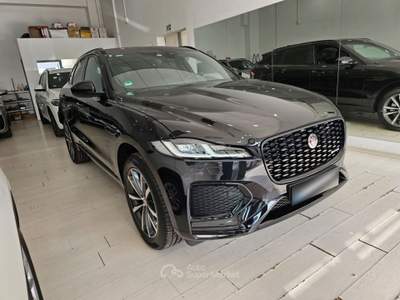 Jaguar F-Pace 2.0 D204 R-Dynamic SE awd auto camera Nero usata Campi Bisenzio