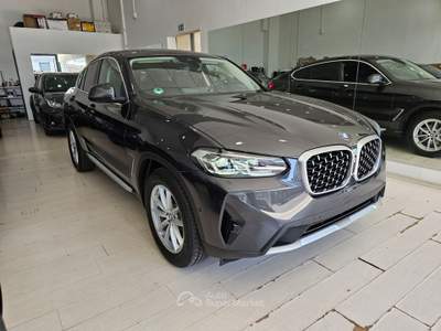 BMW X4 Xdrive 20d mhev Tetto cam Nav PDC Full LED Grigio usata Campi Bisenzio