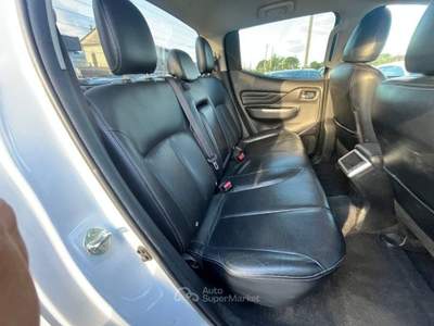 Mitsubishi L200 2.4 DI-D/154CV Double Cab Intense Navi Bianco usata Alife