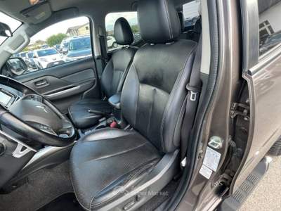Mitsubishi L200 2.4 DI-D/181CV Double Cab Intense Hp Mivec Grigio usata Alife