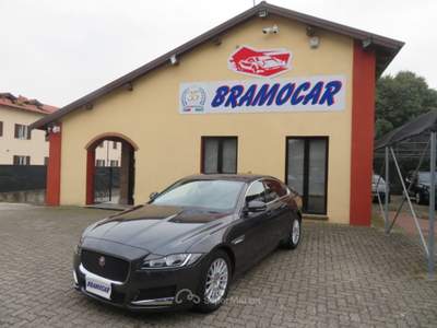 Jaguar XF 2.0 D 163cv AUTOMATICA PURE - BERLINA - TELECAMERA Grigio usata Monza