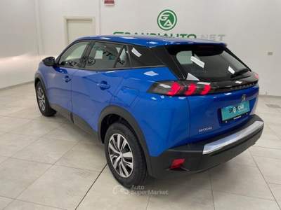 Peugeot 2008 II 2020 -  1.2 puretech Active s&s 100cv Blu/Azzurro usata Novi Ligure
