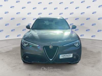 Alfa Romeo Stelvio 2.2 t Business Q4 190cv auto Grigio usata Pistoia
