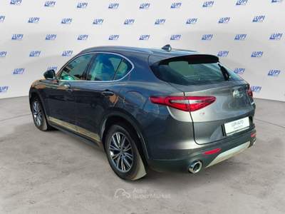 Alfa Romeo Stelvio 2.2 t Business Q4 190cv auto Grigio usata Pistoia