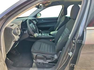 Alfa Romeo Stelvio 2.2 t Business Q4 190cv auto Grigio usata Pistoia