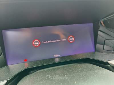 Opel Grandland 1.6 phev Business Elegance fwd 225cv Grigio usata Pistoia