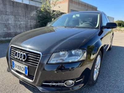 Audi A3 A3 II 2008 Sportback 1.6 tdi Ambition 90cv Nero usata TRAVAGLIATO