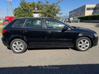 Audi A3 A3 II 2008 Sportback 1.6 tdi Ambition 90cv Nero usata TRAVAGLIATO