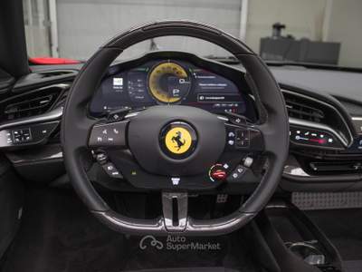 Ferrari SF90 Sf90 Spider Giallo usata Cassola