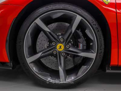 Ferrari SF90 Sf90 Spider Giallo usata Cassola