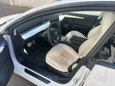 Tesla Model 3 * UNICO PROPRIETARIO Bianco usata Milano