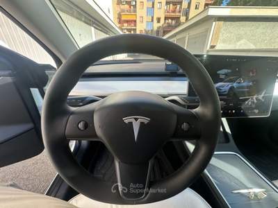 Tesla Model 3 * UNICO PROPRIETARIO Bianco usata Milano