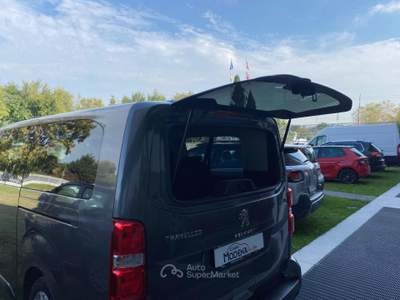 Peugeot Traveller PEUGEOT TRAVELLER 180 9 POSTI GANCIO TRAINO Grigio usata Lazise