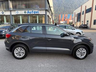 Volkswagen T-Roc 2.0 TDI SCR 150 CV DSG Business *CARPLAY/ANDROID* Grigio usata Iseo