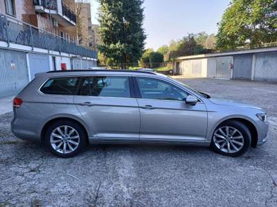 Volkswagen Passat 1.6 TDI DSG Business BlueMotion Tech. Grigio usata Melegnano