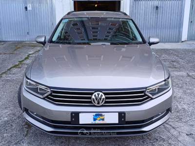 Volkswagen Passat 1.6 TDI DSG Business BlueMotion Tech. Grigio usata Melegnano