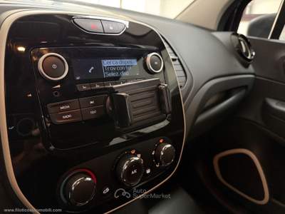 Renault Captur Captur dCi 8V 90 CV Life ECONOMICA ADATTA PER NEO PATENTATI Nero usata Manduria