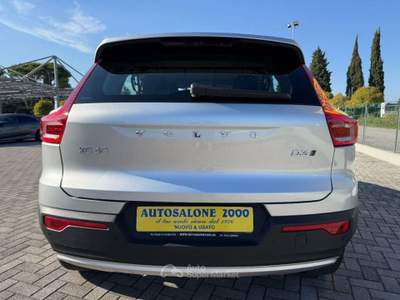 Volvo XC40 D3 AWD Geartronic Momentum Argento usata San Biagio di Callalta