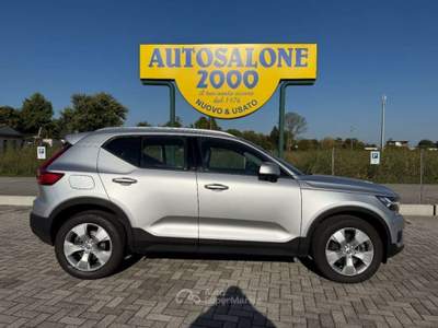 Volvo XC40 D3 AWD Geartronic Momentum Argento usata San Biagio di Callalta