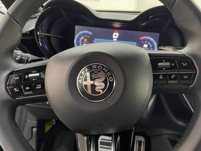 Alfa Romeo Junior auto km 0 Nero usata Curti