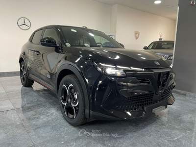 Alfa Romeo Junior auto km 0 Nero usata Curti