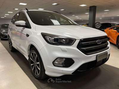 Ford Kuga Kuga 2.0 TDCI 120 CV S&S 2WD ST-Line Bianco usata Moncalieri