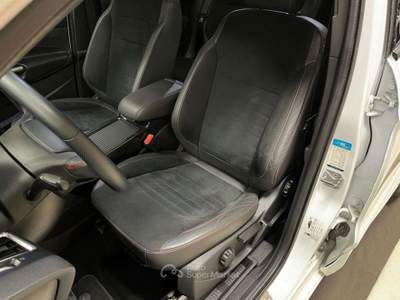 Ford Kuga Kuga 2.0 TDCI 120 CV S&S 2WD ST-Line Bianco usata Moncalieri