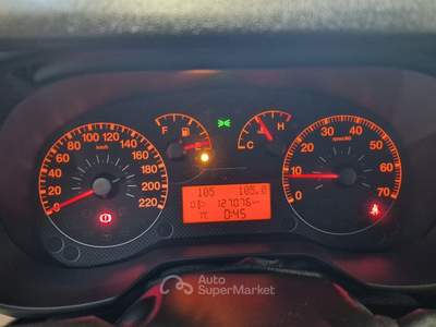 Fiat Grande Punto 5 porte Dynamic Rosso usata Quarrata