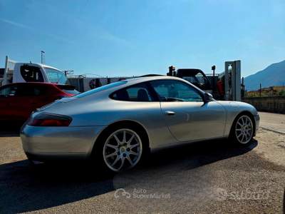 Porsche 911 (996) 911 996 (911 CARRERA) usata Pompei