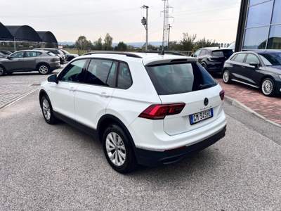 Volkswagen Tiguan 1.4 TSI eHYBRID DSG Life Bianco usata Pieve di Soligo