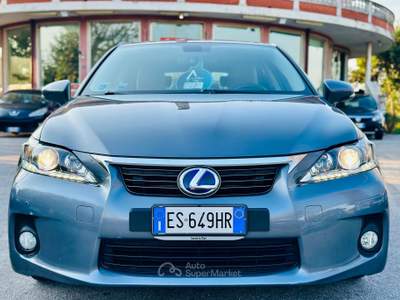 Lexus CT HYBRID BENZINA OK NEOPATENTATI usata DUEVILLE