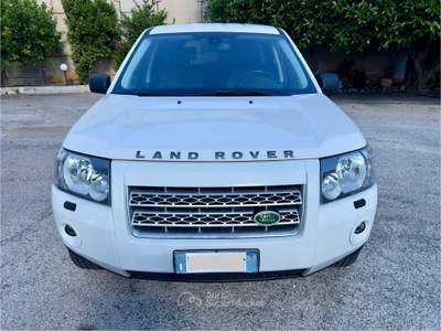 Land Rover Freelander S.W. XS Bianco usata Monopoli