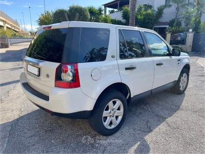 Land Rover Freelander S.W. XS Bianco usata Monopoli