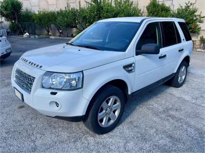 Land Rover Freelander S.W. XS Bianco usata Monopoli